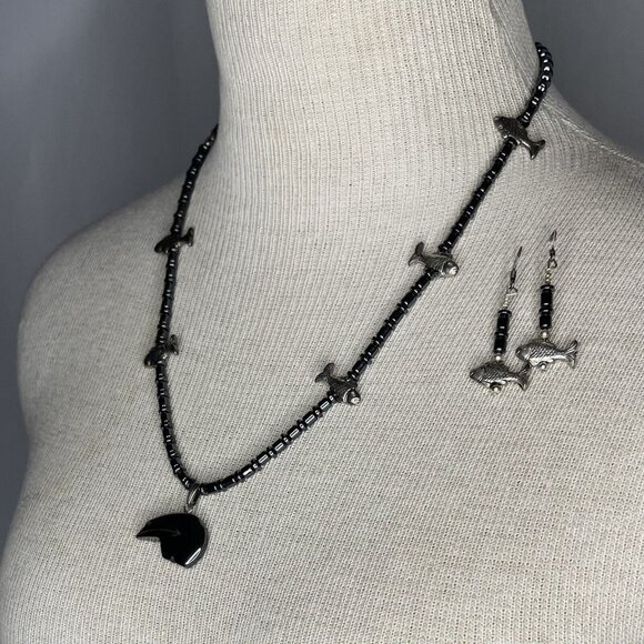 Southwest Hematite Native Fetish Bear w Fishes Set Necklace, Drop Earrings 21" L - Picture 5 of 7